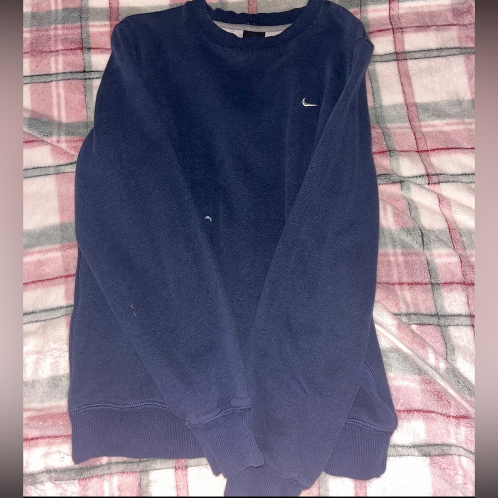 BLUE NIKE SWEATSHIRT